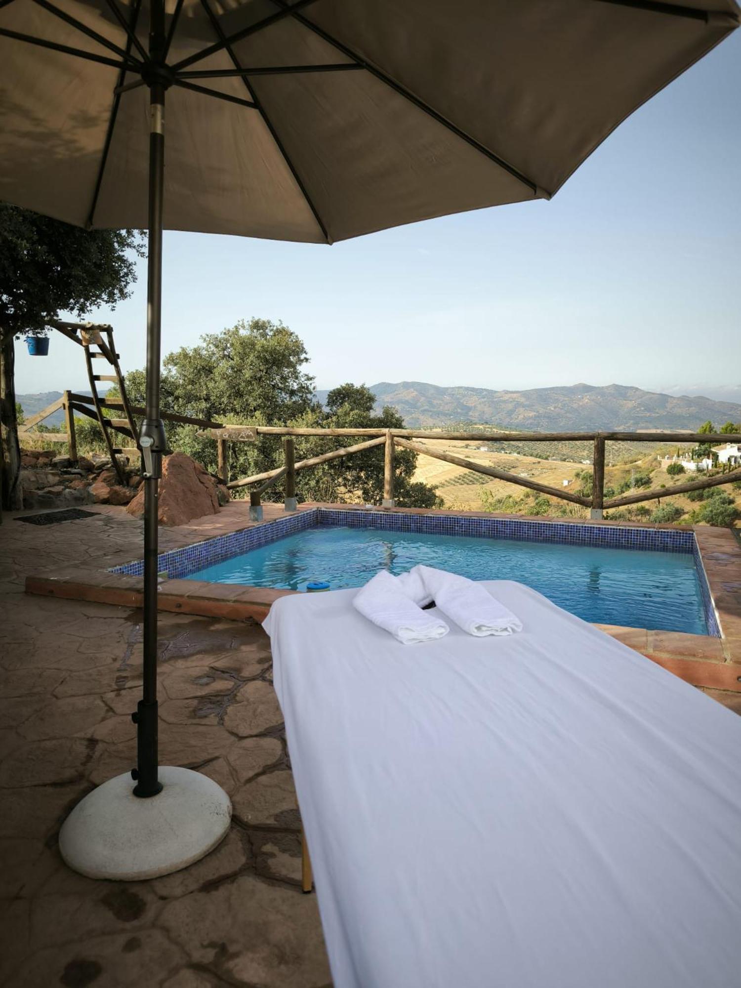 Hotel Casa KiSi Rural Retreat Colmenar Exterior foto